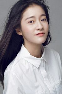 Чжан Суэ Ин is